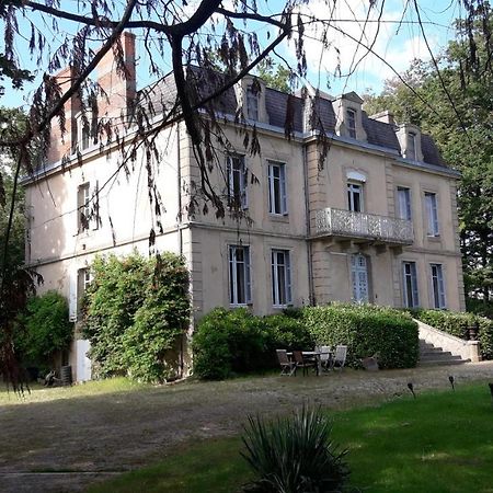 Chateau Du Grand Lucay บูร์บง-ลาร์ชองโบลต์ ภายนอก รูปภาพ