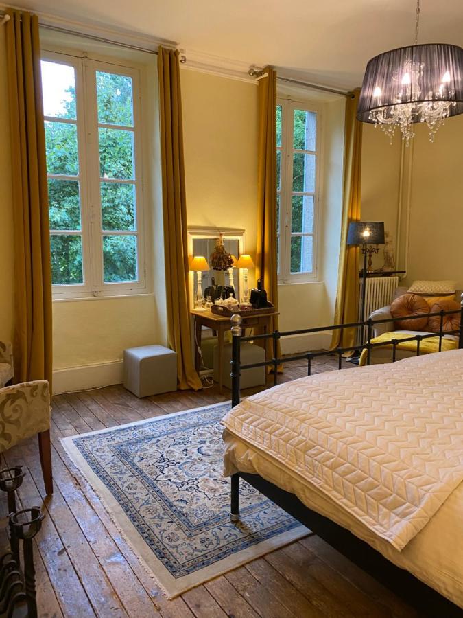 Chateau Du Grand Lucay บูร์บง-ลาร์ชองโบลต์ ภายนอก รูปภาพ